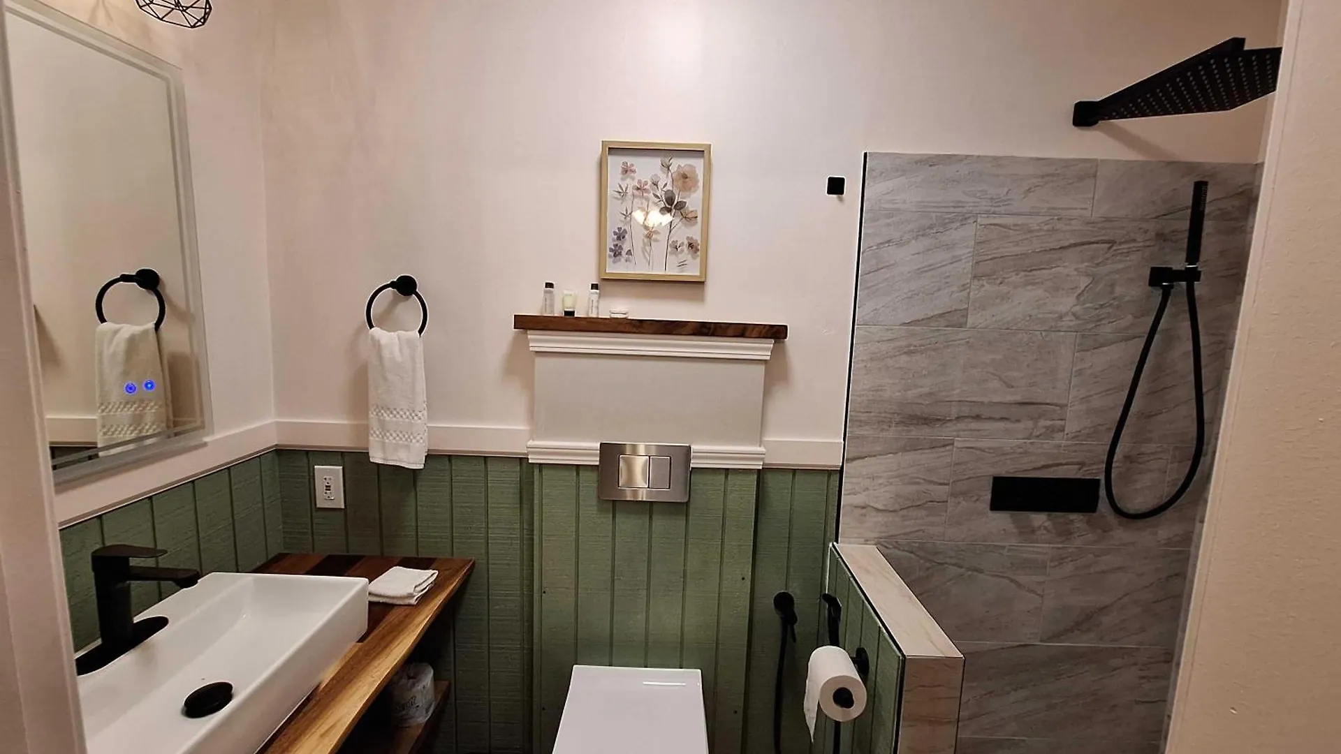 Wild Ginger Hotel Hilo
